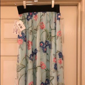 LulaRoe Lola skirt